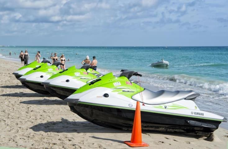 הומסטד Vacay Spot Experience Luna Sky! 65" Tv Bar, Bbq, Shower Massage Jets, Music, Go To Fl Keys מראה חיצוני תמונה